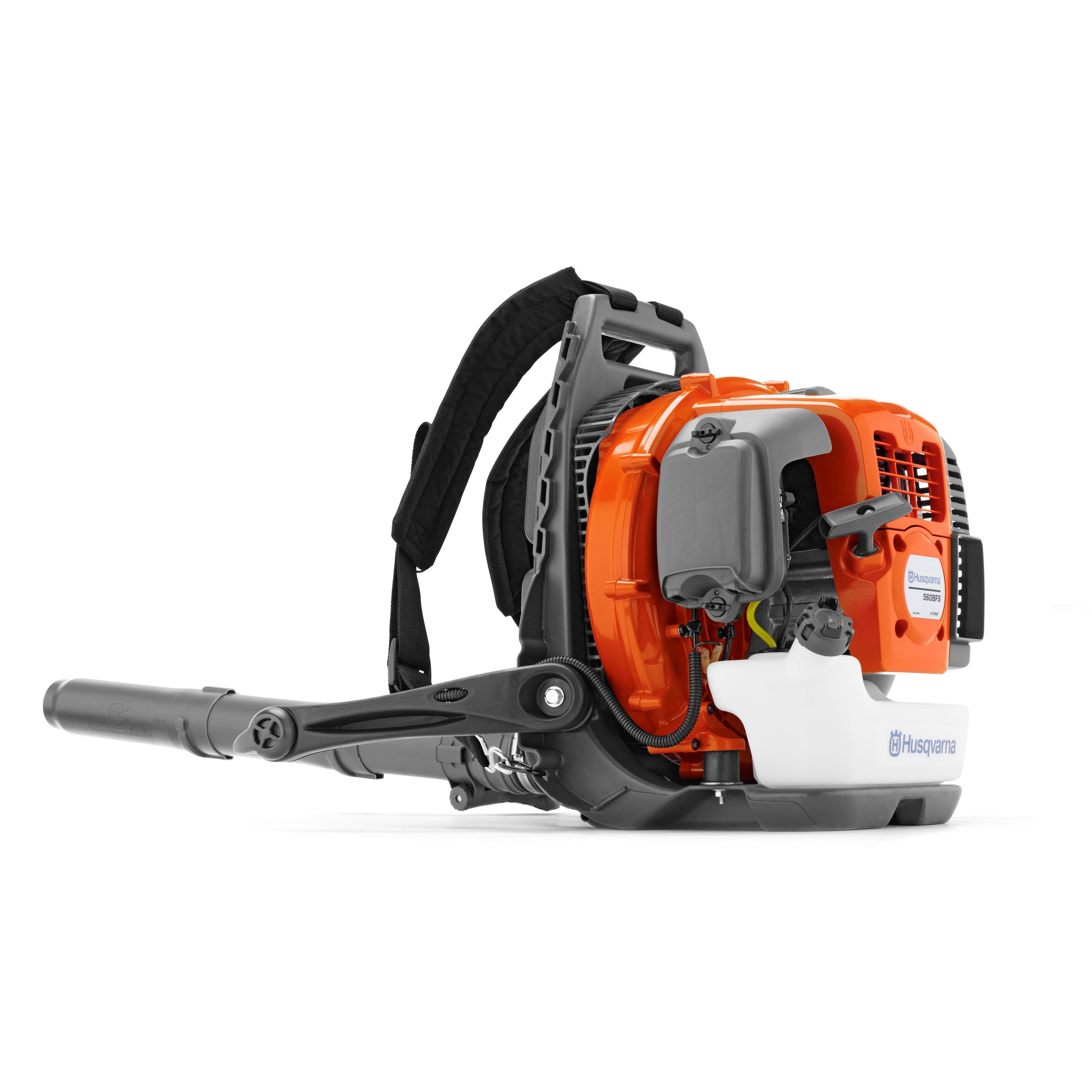 Can I use Leaf Blowers to Clear Snow - EquipmentGuys.ca